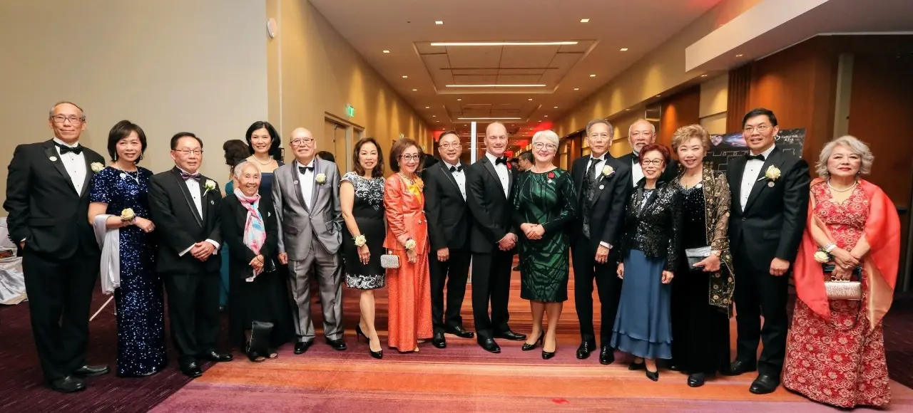 Mon_Sheong_60th_anniversary_gala_2024_guest_and_rep._group_picture_01