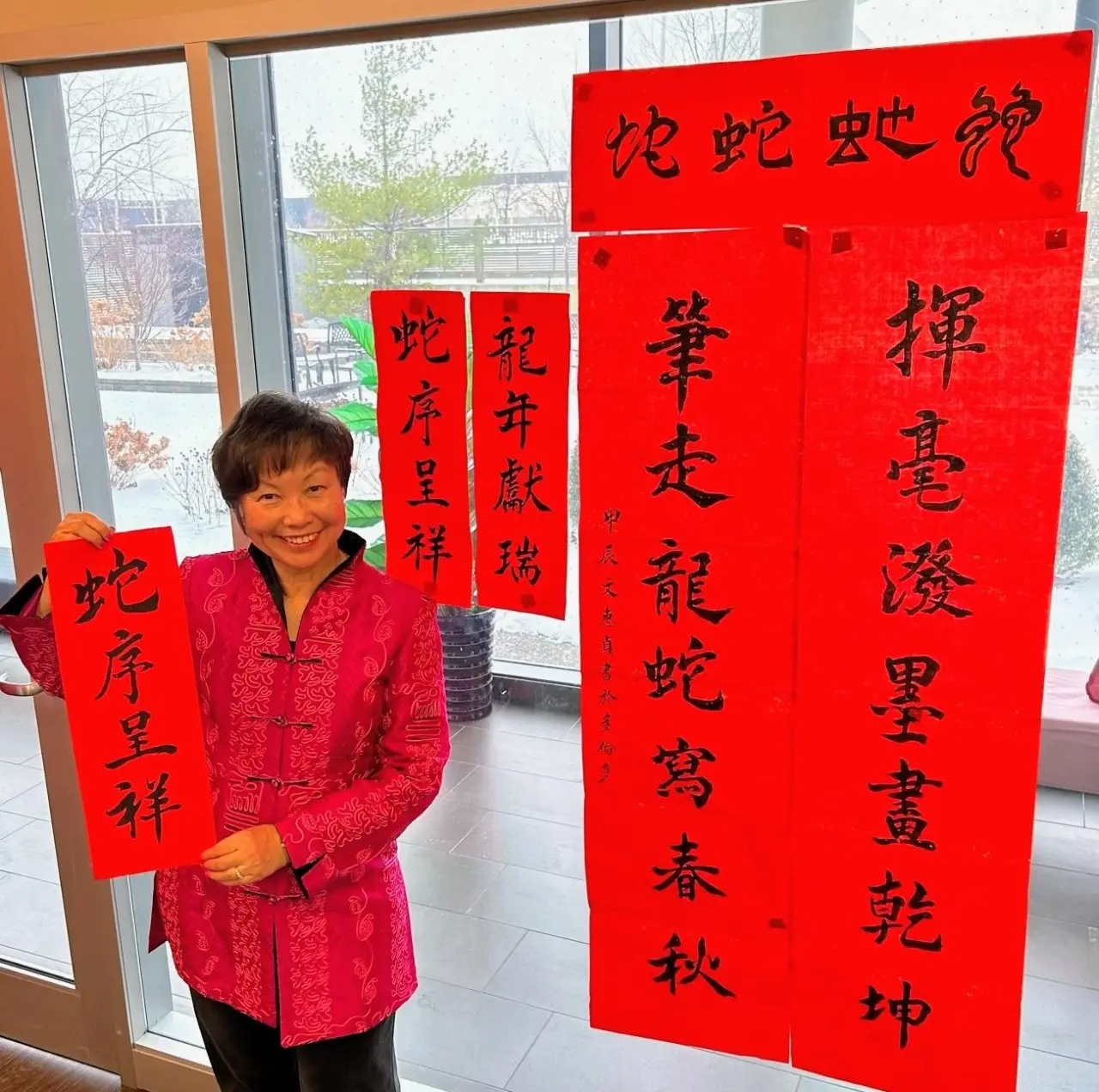 Grace_Man_Lunar_New_Year_2025_greeting_calligraphy_demonstration_05