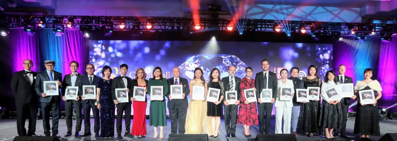 Mon_Sheong_60th_anniversary_gala_2024_sponsor_group_picture