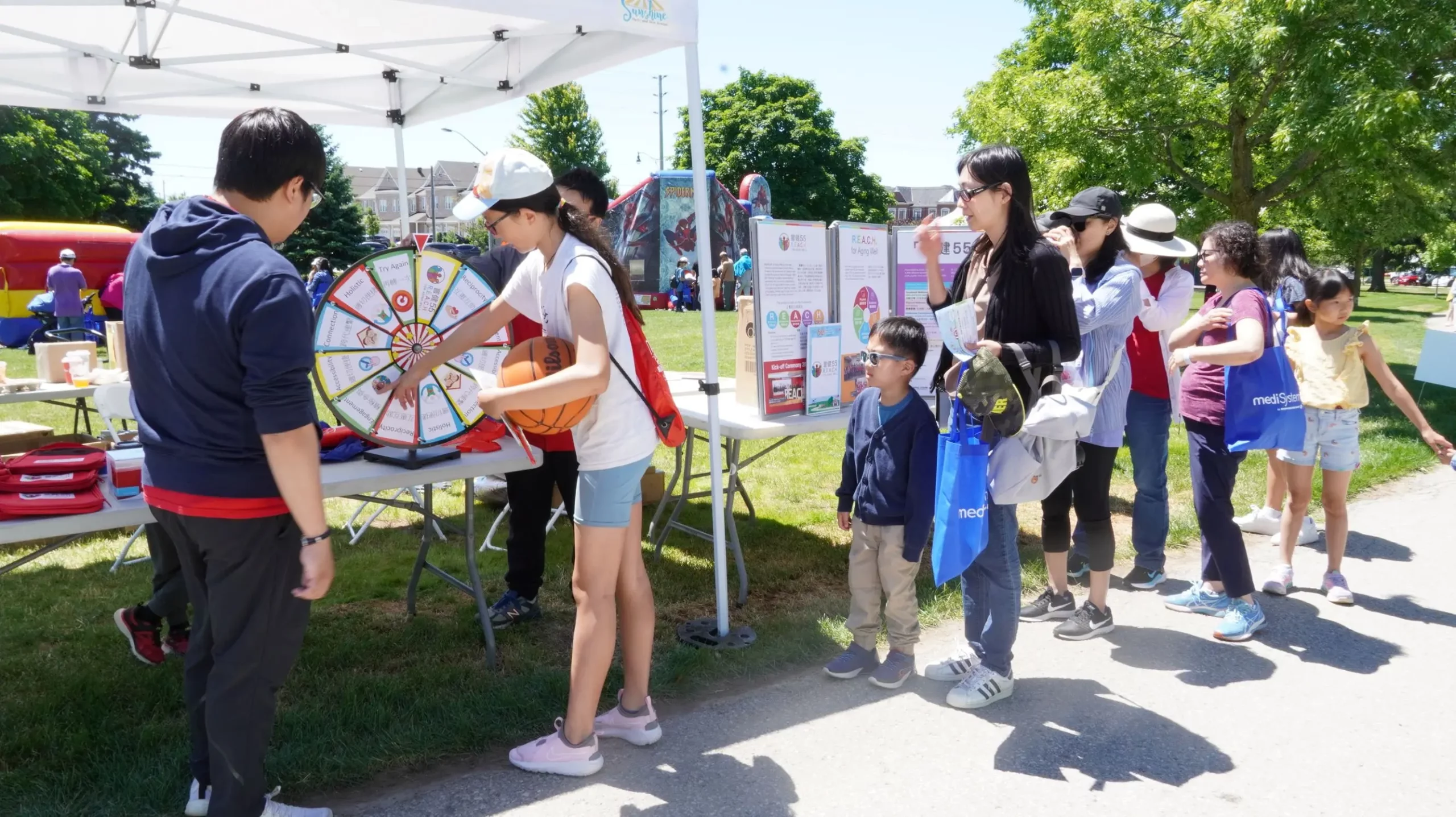 Mon-Sheong-60th-anniversary-fun-fundraising-event-2024-game-booth