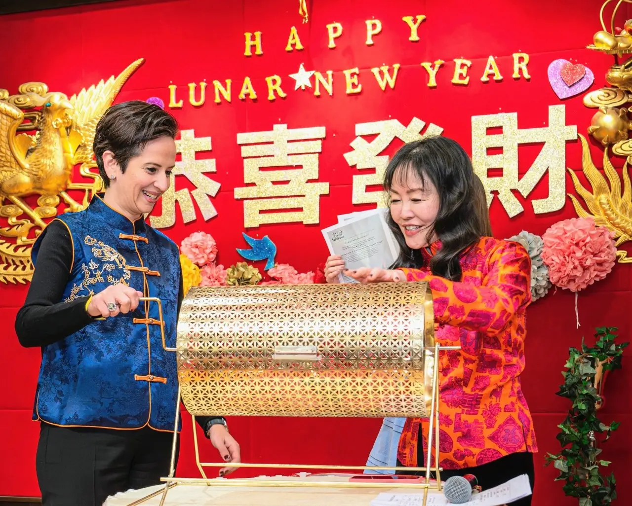 HKCC_Lunar_New_Year_dinner_Melissa_Lantsman_&_Aileen Calverley