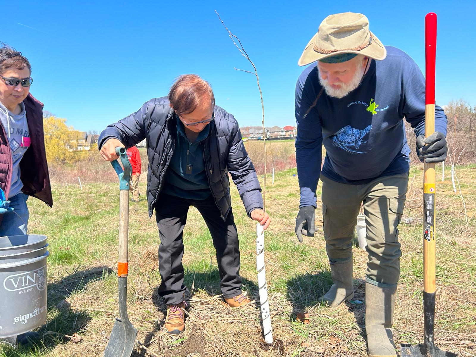 Raymond Cho & Jim Robb tree planting