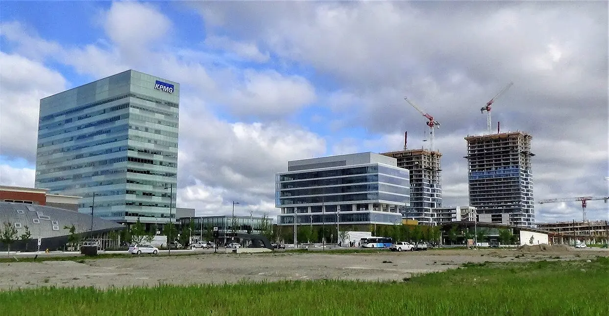 Vaugan_Metro_Centre_skyline_2019