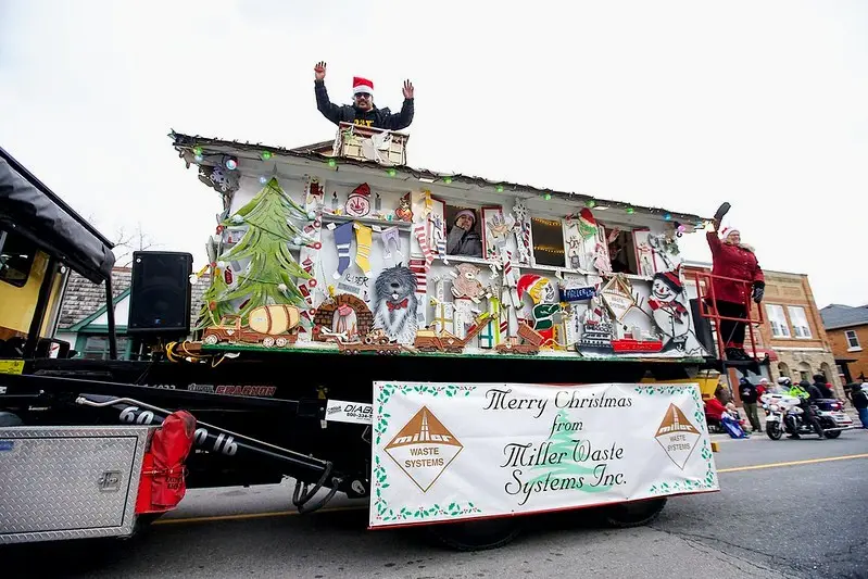 Greater_Toronto_2024_lighting_and_parade_events_Markham_Santa_Claus_Parade