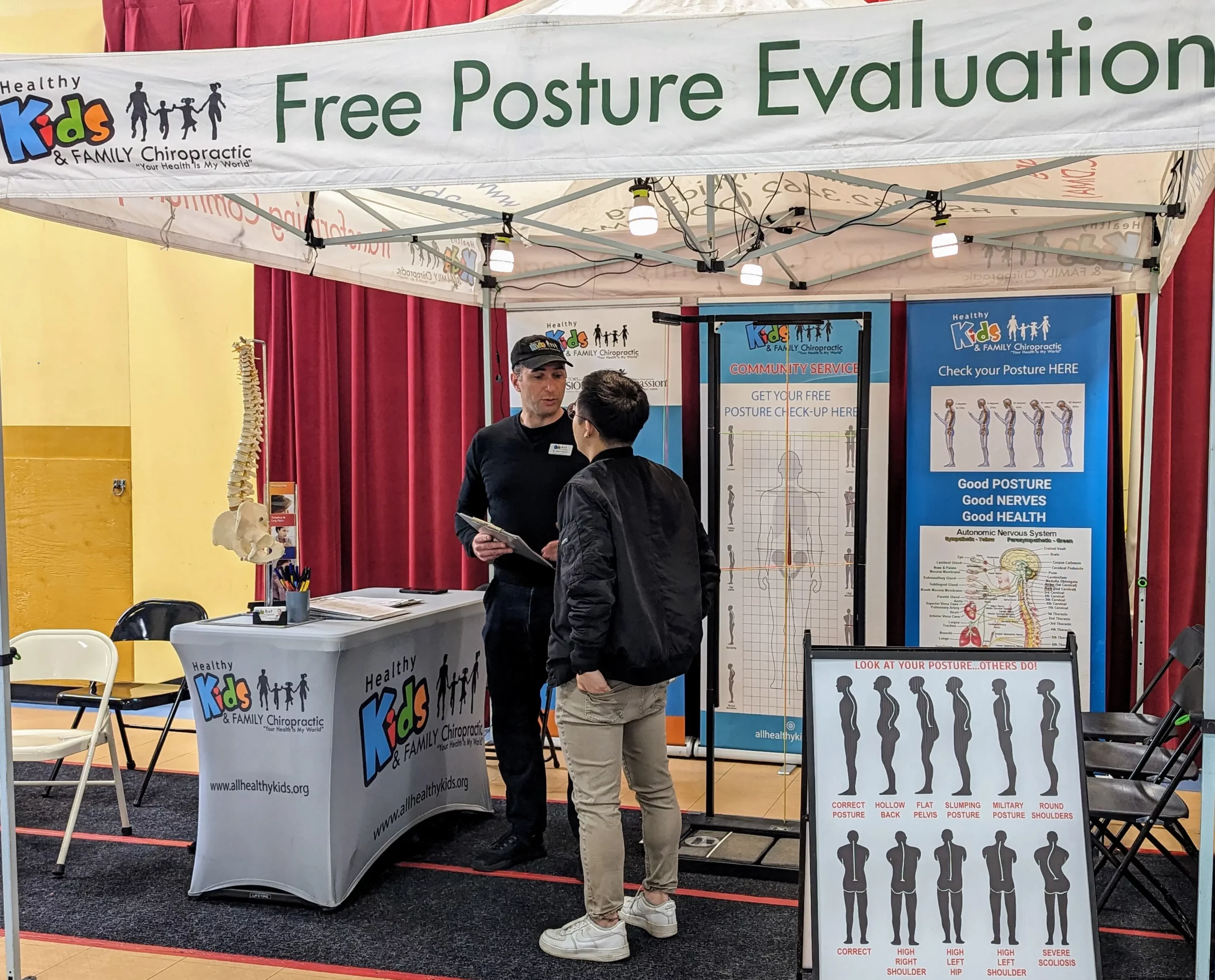 Free posture evaluation booth at Toronto gift expo