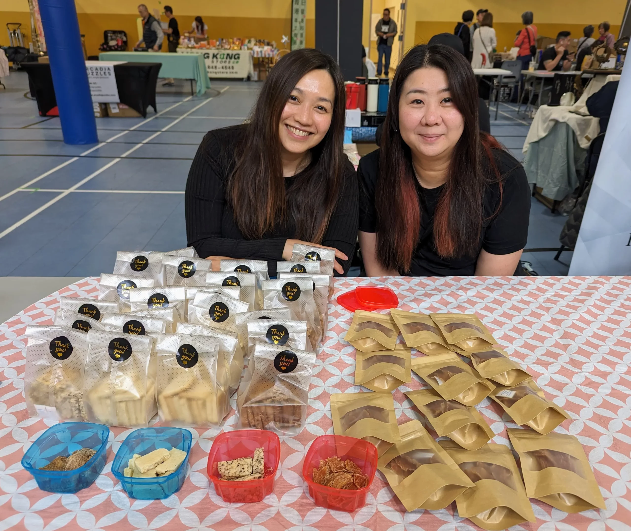 2 mothers with their bakery products